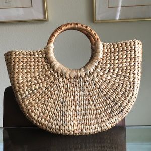 Beautiful woven straw bag